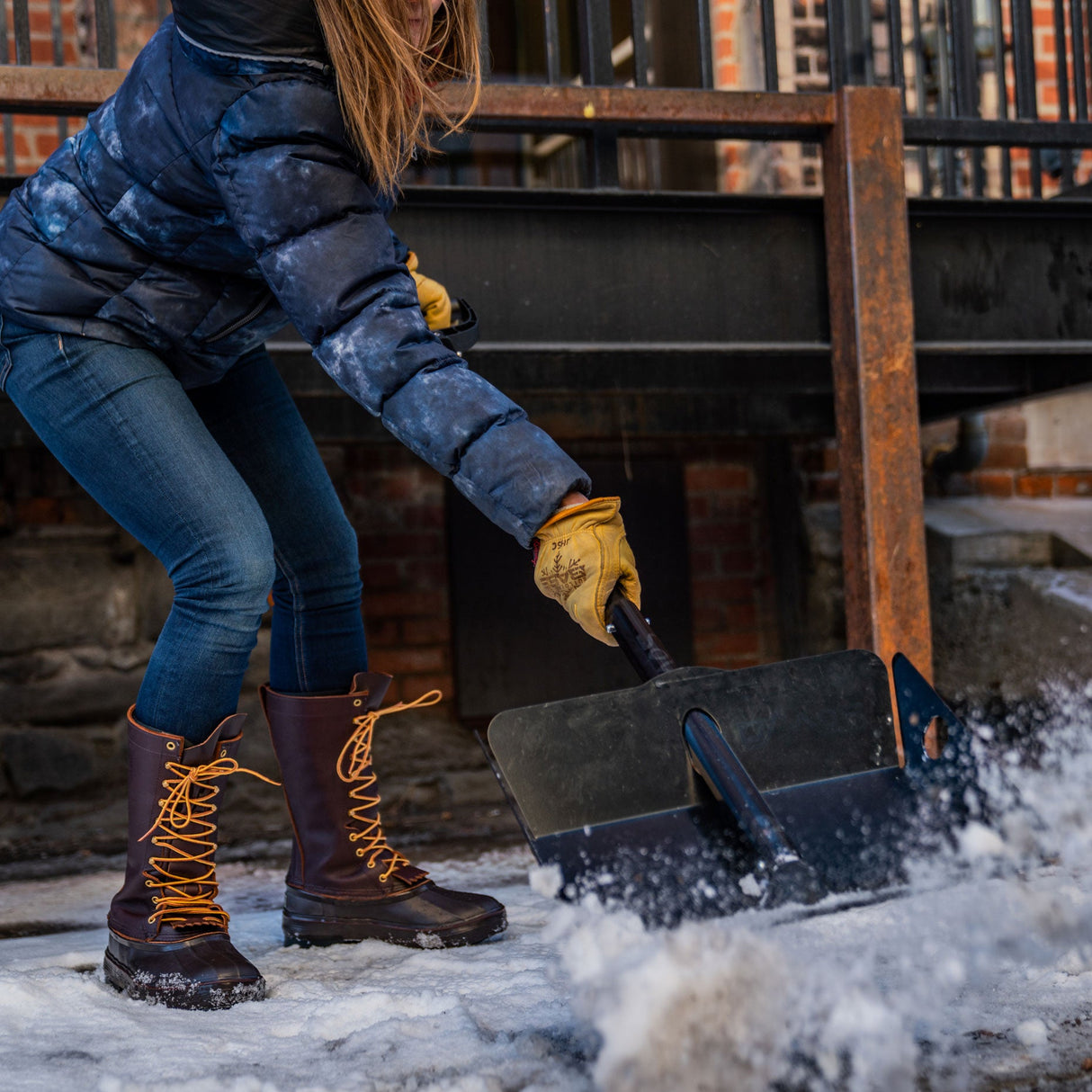 DMOS The Stealth XL Shovel - BaseCamp Provisions