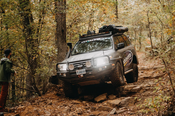 DOBINSONS SIDE STEPS AND RAILS FOR TOYOTA LAND CRUISER 200 SERIES (SR59-165) - BaseCamp Provisions