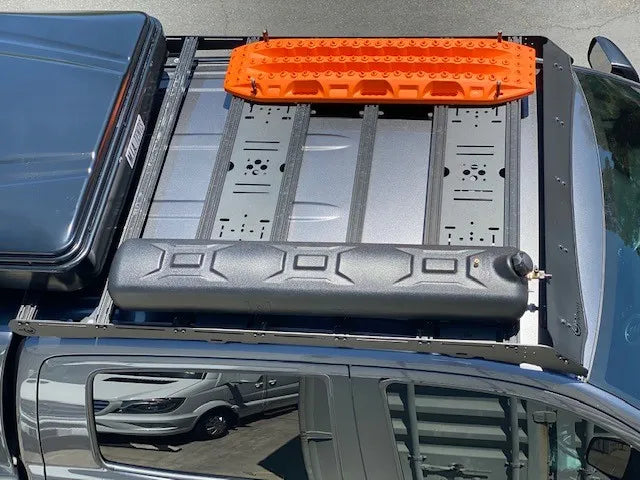 Weekender 8.0 Gallon Water Tank - BaseCamp Provisions