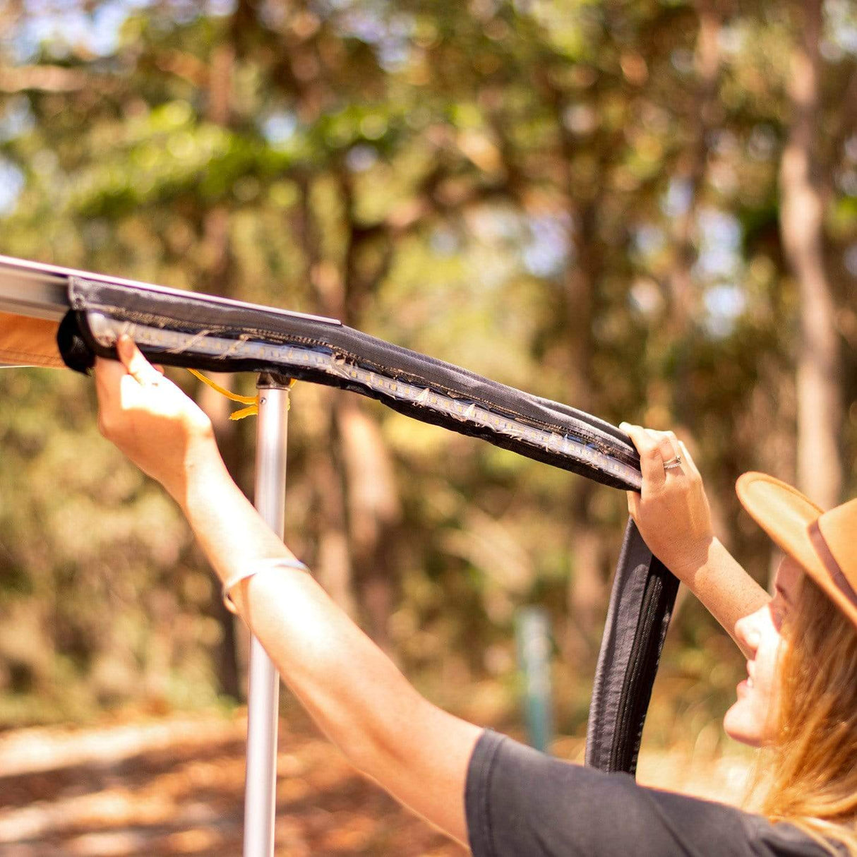 HARD KORR LIFESTYLE 1.3M EZY-FIT LED STRIP - BaseCamp Provisions