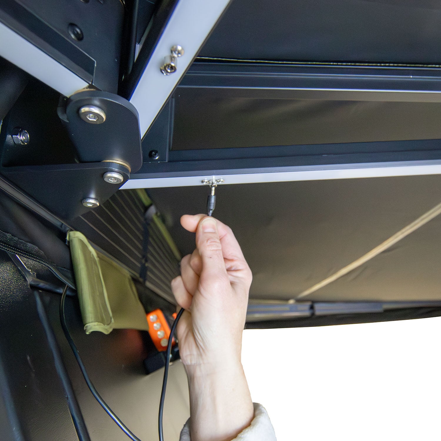 PEREGRINE PRO 6 ARM FREESTANDING 270-DEGREE AWNING - BaseCamp Provisions