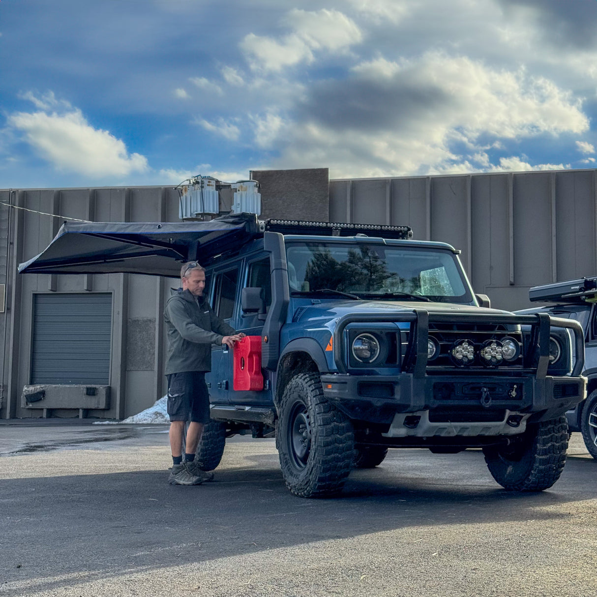 Free Standing 270-Degree Awning - BaseCamp Provisions