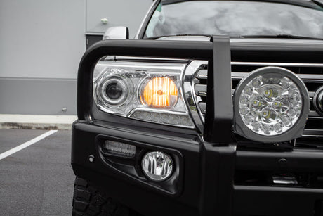 DOBINSONS 4X4 CLASSIC BLACK DELUXE BULLBAR FOR TOYOTA LAND CRUISER 200 SERIES 2008 TO 2015(BU59-3696) - BaseCamp Provisions