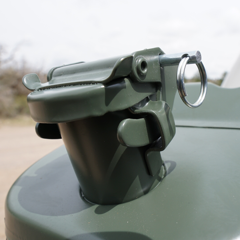 5 Gallon Green Jerry Can - BaseCamp Provisions