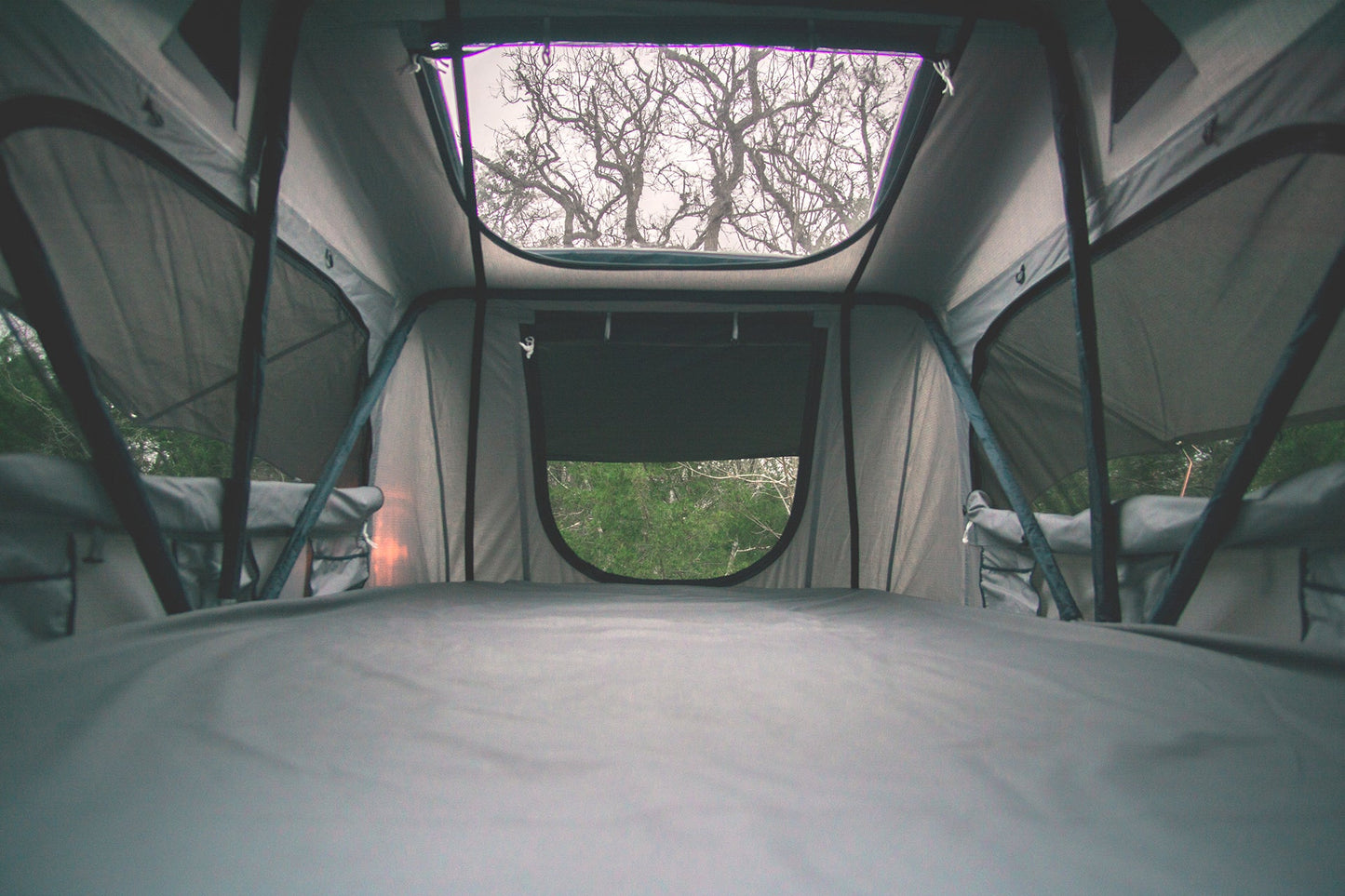 Sheet in 400-thread-count designed for the Vagabond Rooftop Tent
