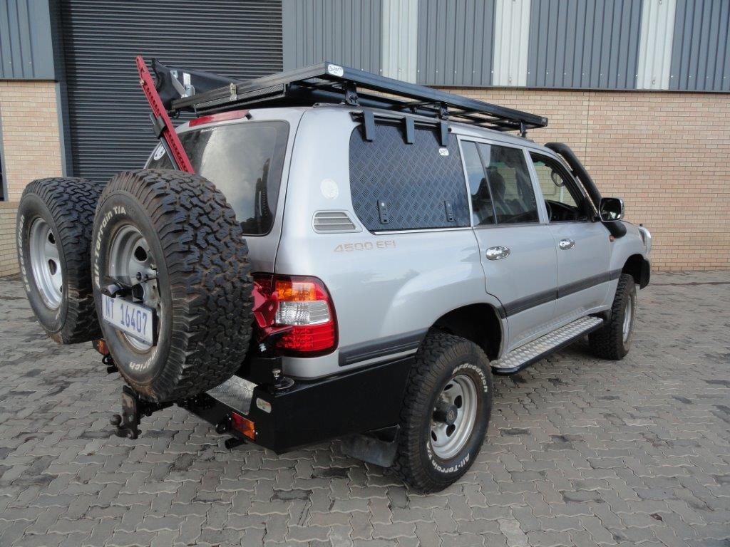 Toyota Land Cruiser 100/Lexus LX470 3/4 Roof Rack - By Big Country 4x4 - BaseCamp Provisions