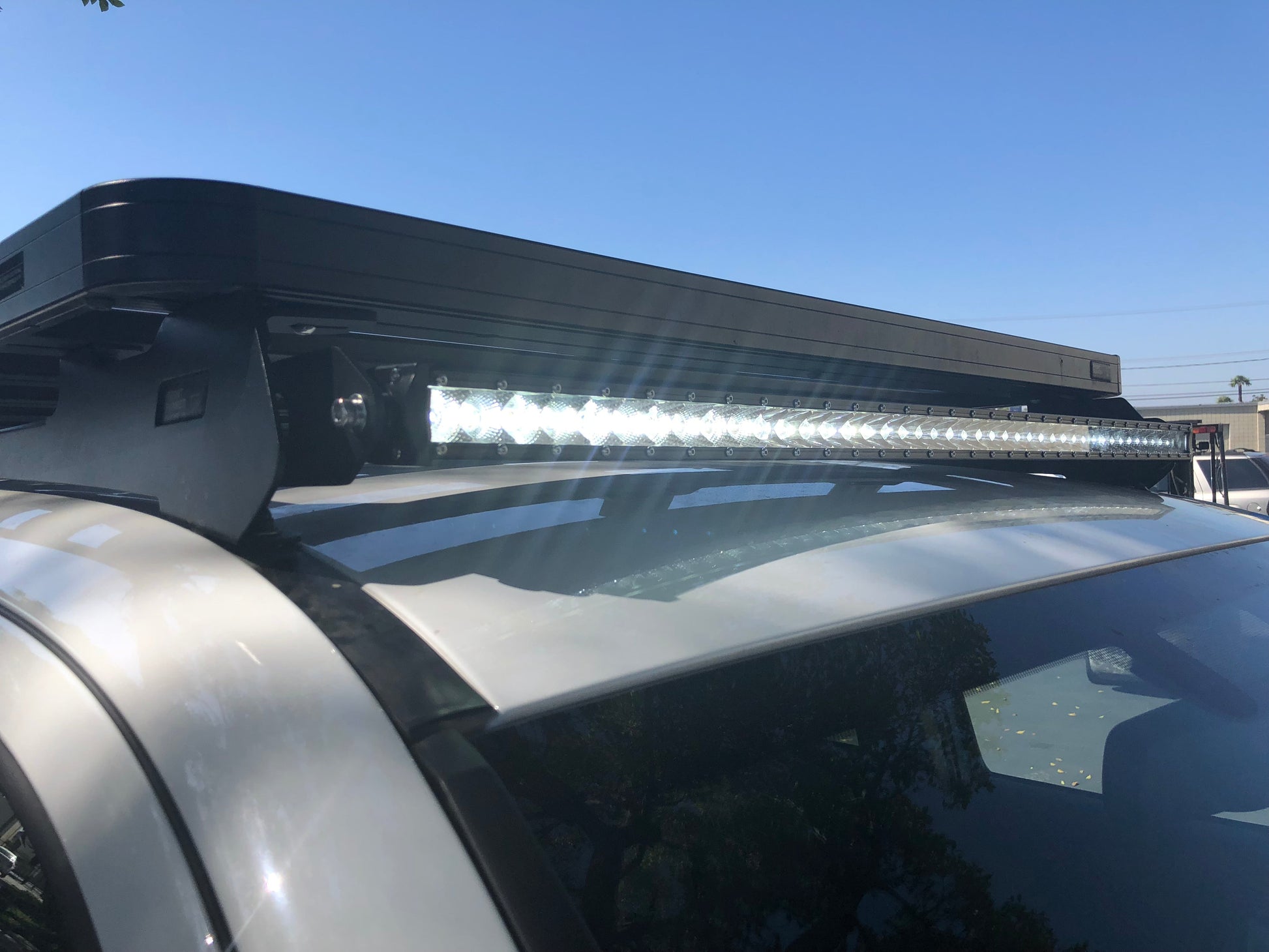 Front Runner Slimline Roof Rack LED Bar Combo - Cali Raised LED
