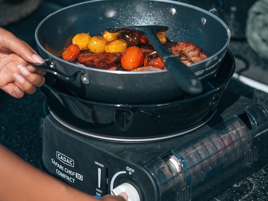 SAFARI CHEF 30 COMPACT/ PORTABLE 6 PIECE/ GAS BARBEQUE/ CAMP COOKER - BY CADAC - BaseCamp Provisions